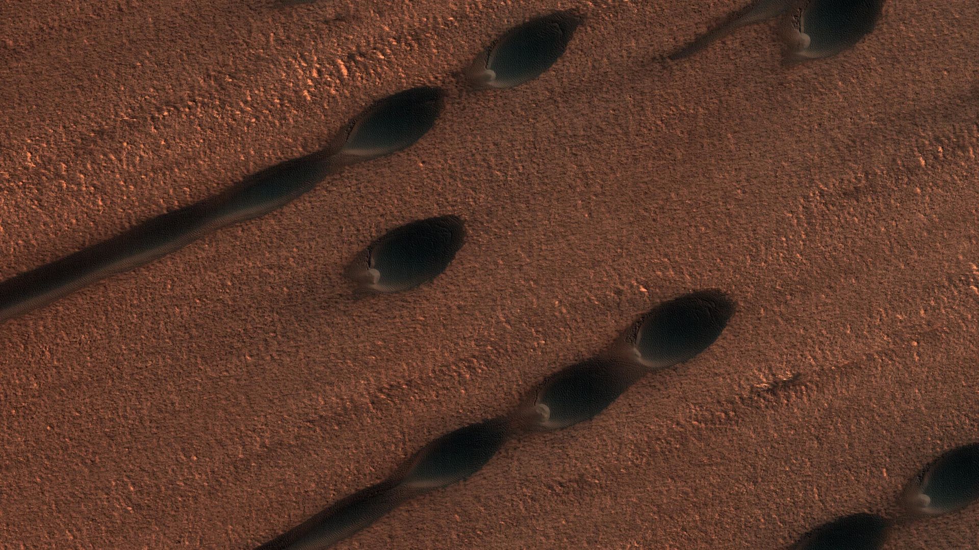 Solo marciano mostra fragilidade após impactos de detritos da missão Mars