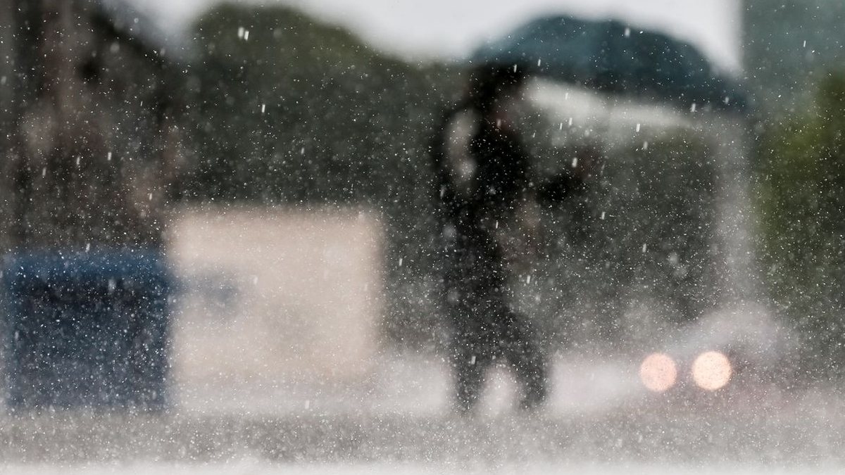 Inmet emite alerta de chuvas intensas e alagamentos para 10 cidades de Alagoas