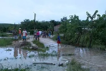 Chuvas intensas elevam risco de alagamentos e deslizamentos em municípios de Alagoas