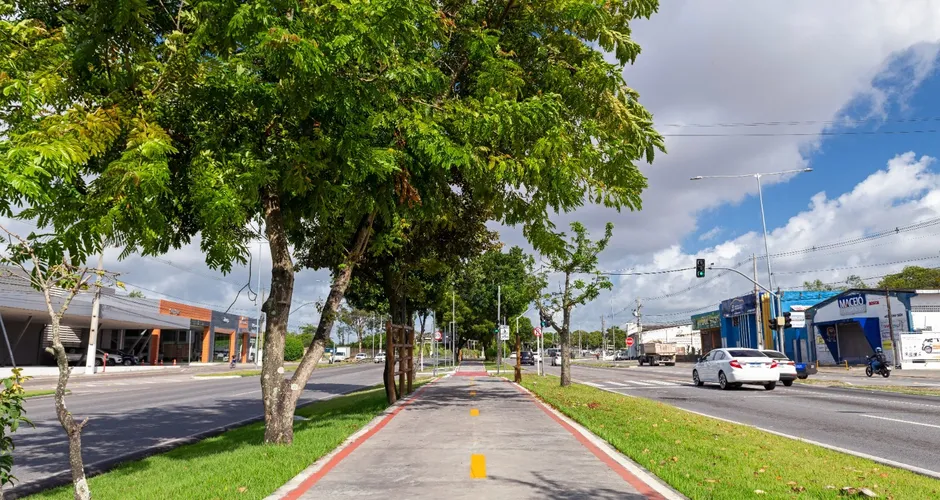 Ciclovia da Avenida Durval de Góes Monteiro é concluída e reforça mobilidade urbana