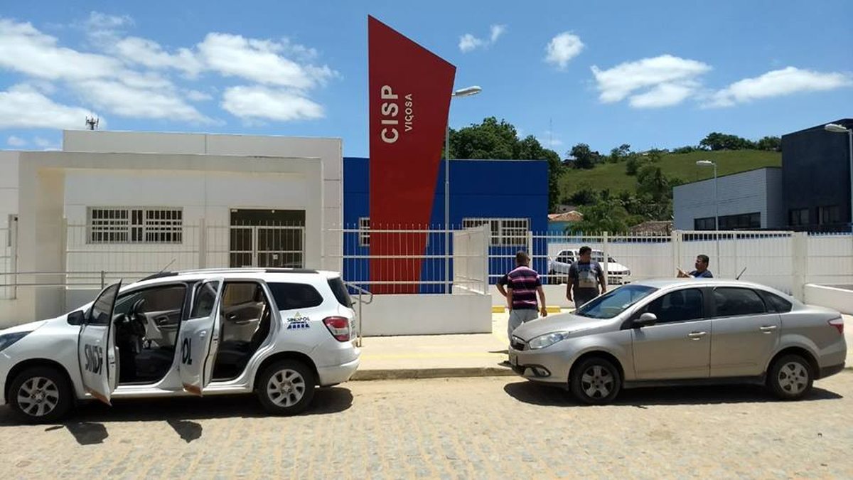 Homem vai registrar ocorrência e termina preso em Viçosa
