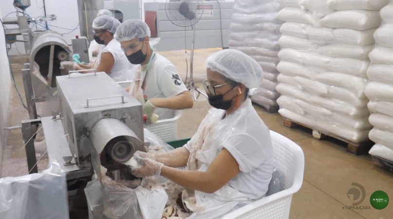 Coopaq amplia produção de derivados de coco com fábrica moderna