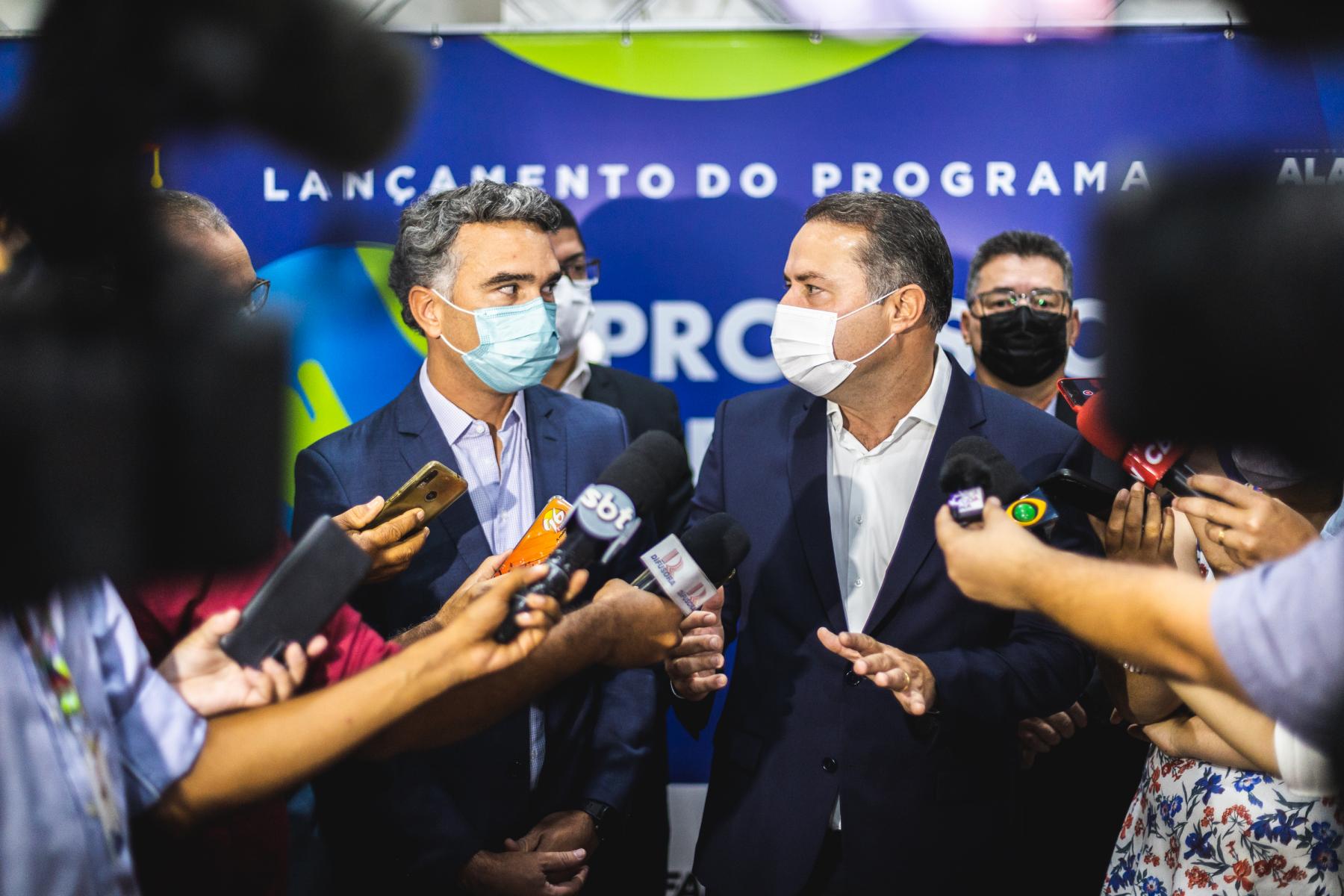 Salário de professor de Alagoas subirá para um dos cinco melhores do país, anuncia governador