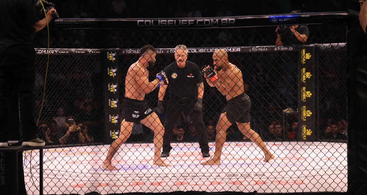 Coliseu Extreme Fight volta ao Rancho com quatro lutas profissionais