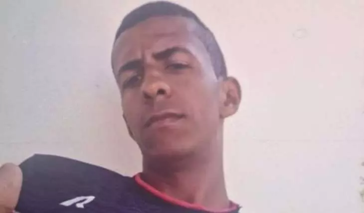 Briga em bar com música ao vivo termina em morte a facadas no interior de AL