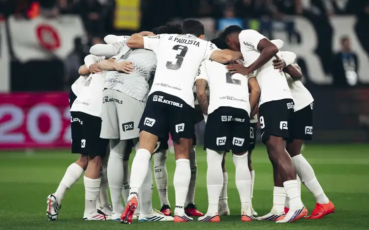 Corinthians é denunciado no STJD por infrações em jogo do Brasileirão