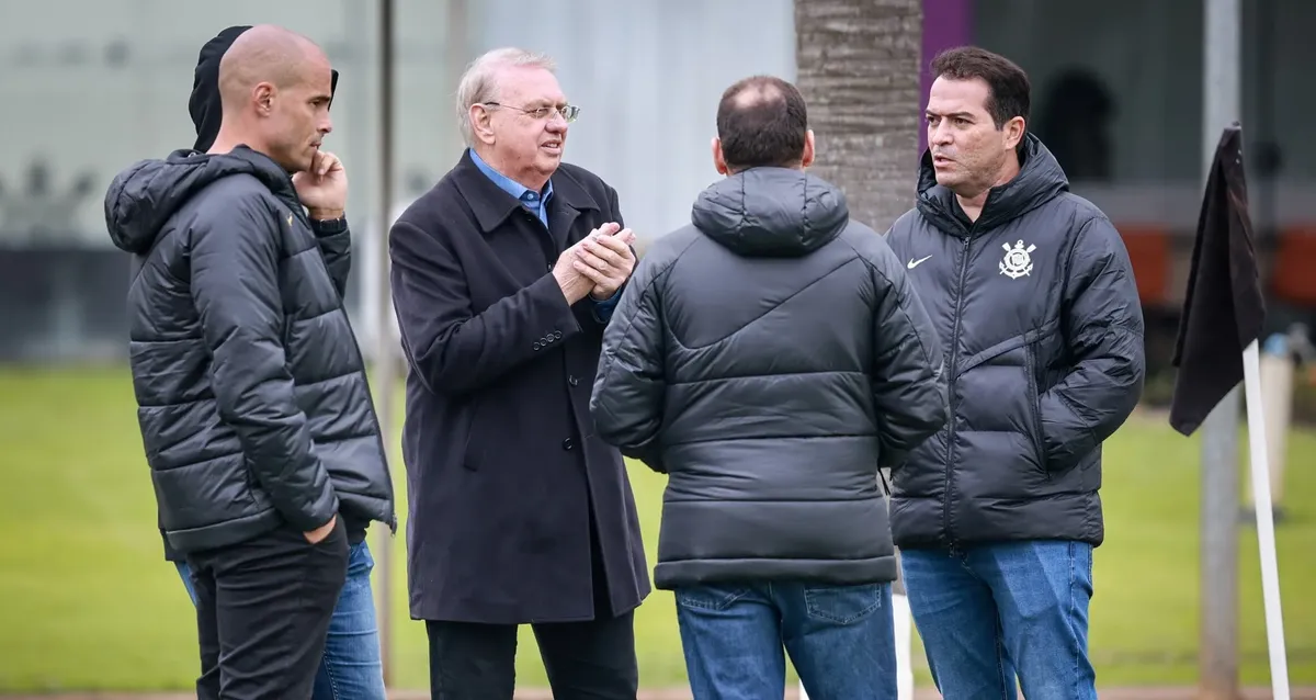 Corinthians atrasa direitos de imagem pelo segundo mês e amplia dívida