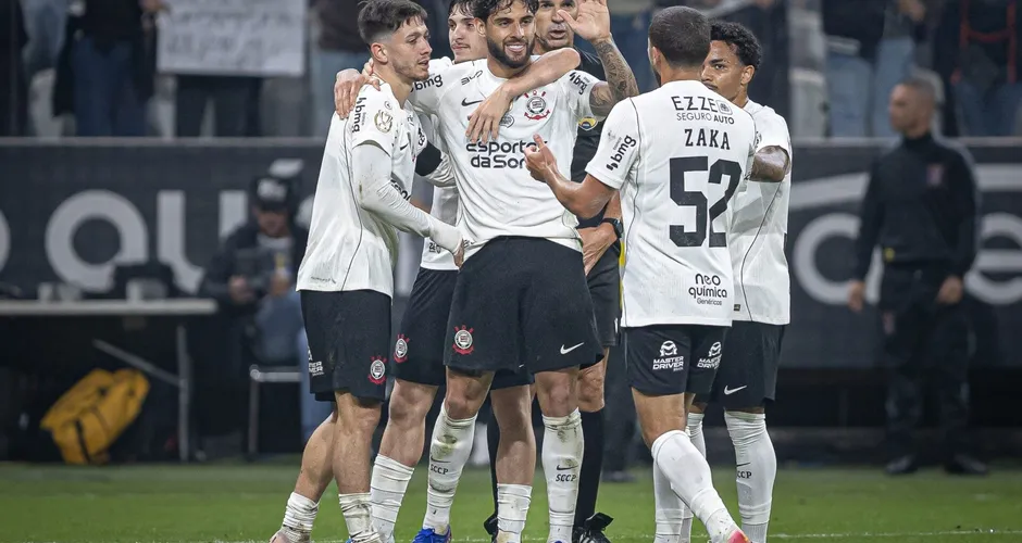 Corinthians volta a atrasar salários de elenco e comissão técnica