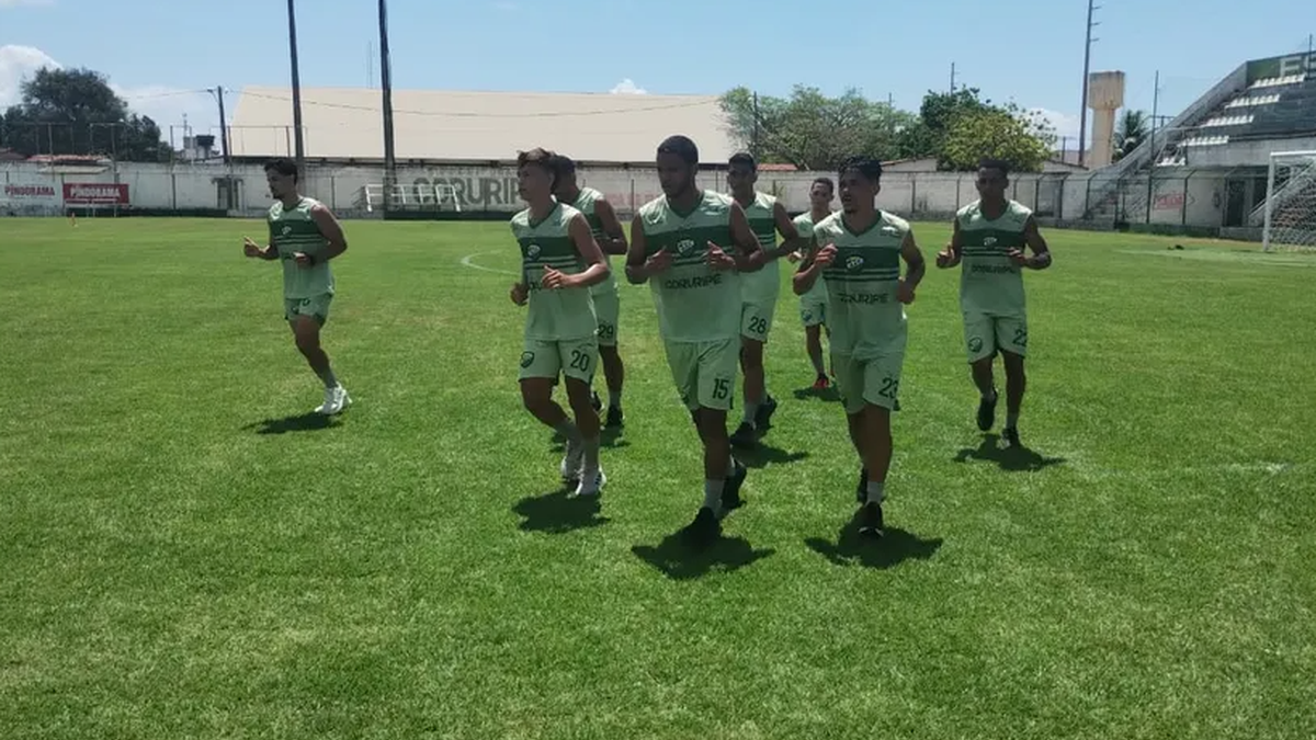 Coruripe busca reforços e anuncia novo técnico para tentar reação no Estadual