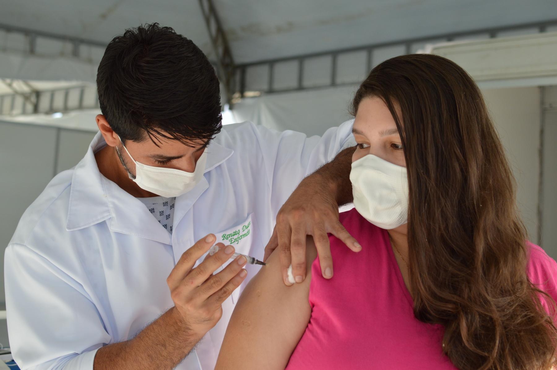Alagoas já vacinou mais de 80% da população com a 1ª dose contra a covid-19