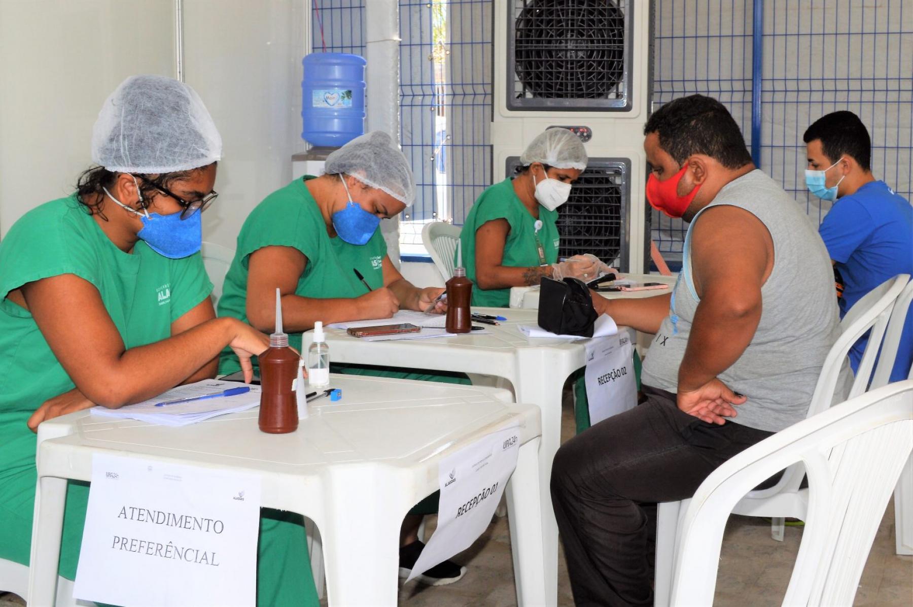 Em Maceió, quase metade dos testados positivou para covid-19