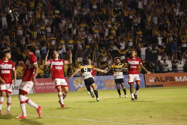 CRB chega a 11 jogos sem vencer após derrota fora de casa