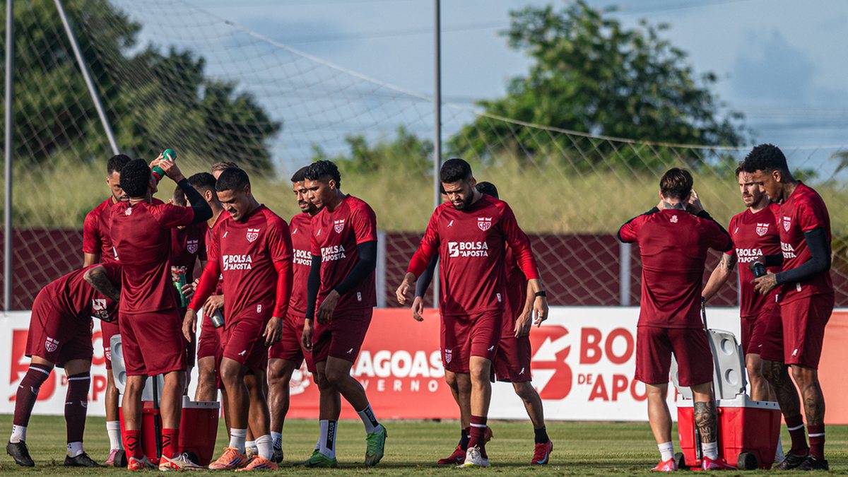 Série B: CRB encara o Sport na Ilha do Retiro