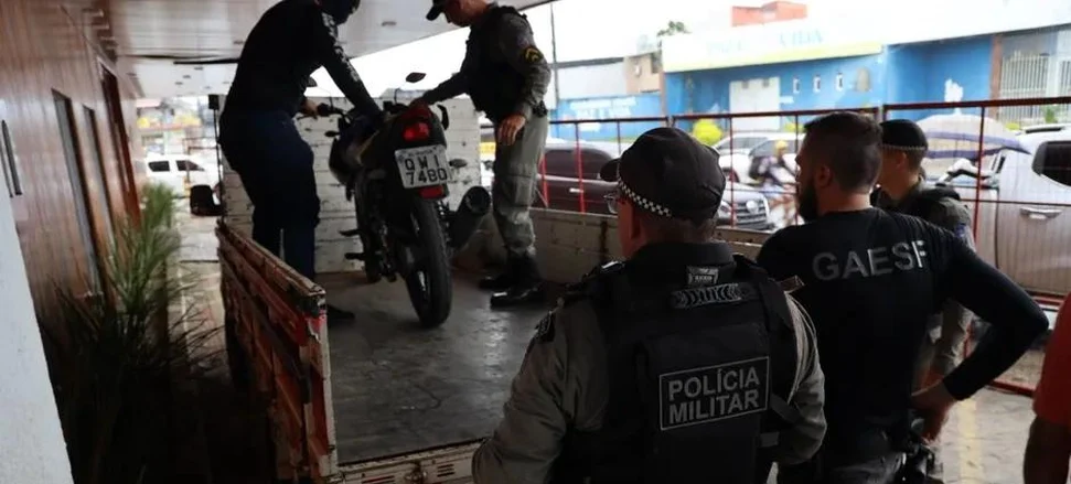 Veja o que foi apreendido na operação que mira fraude fiscal milionária em Maceió