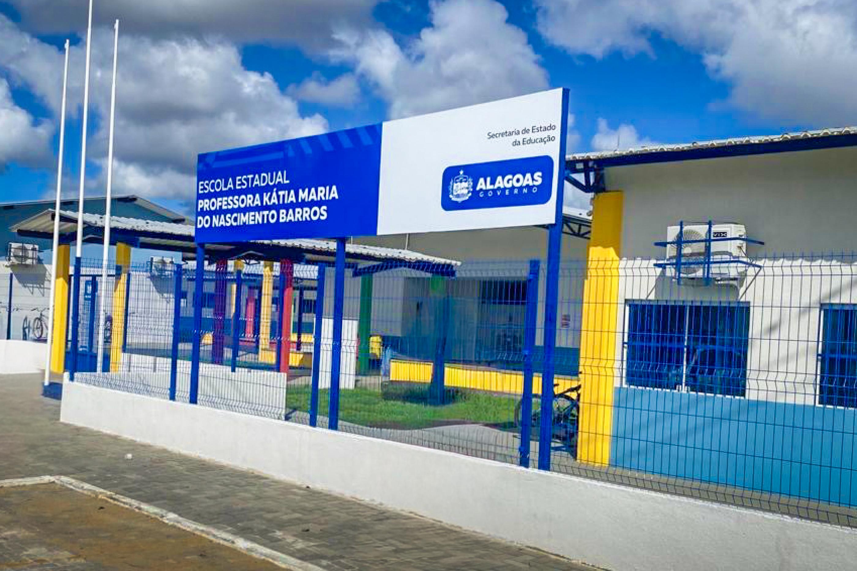 Governo inaugura 28ª Escola do Coração na Cidade Universitária em Maceió
