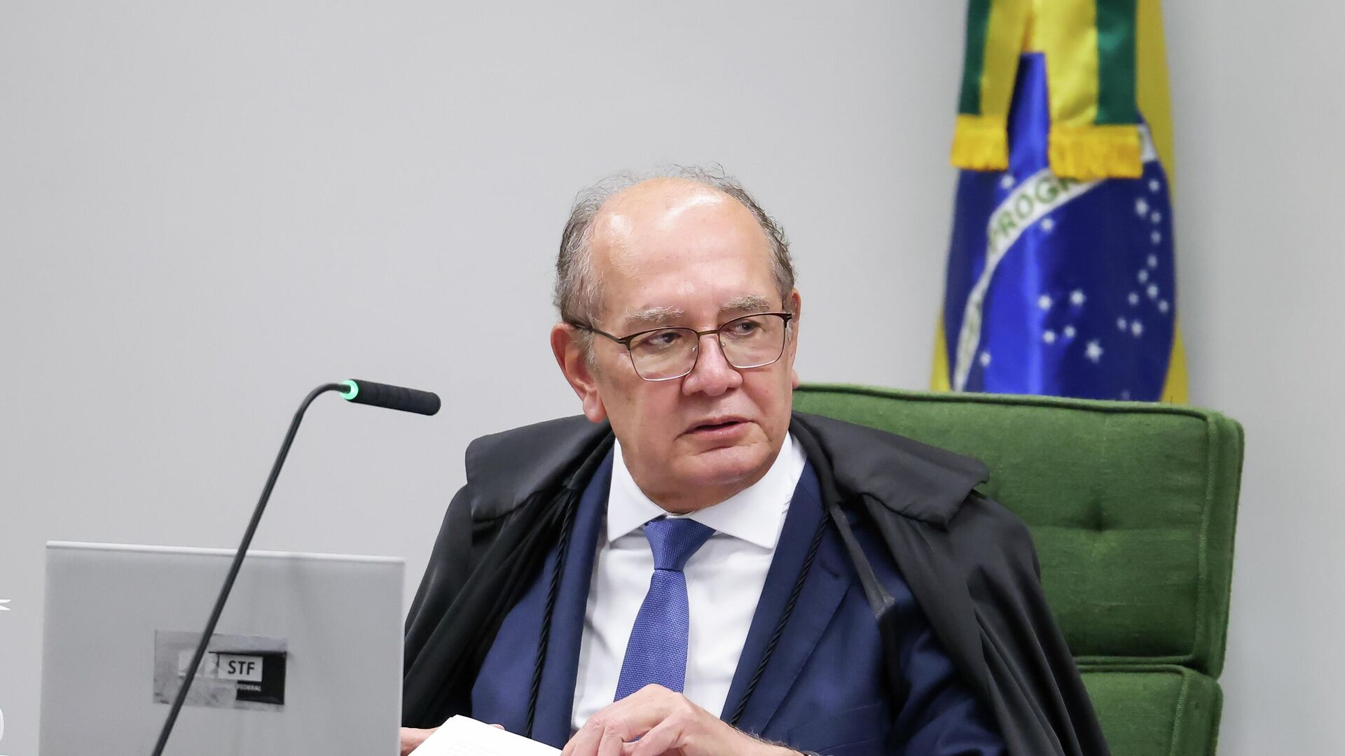 Gilmar Mendes pede inclusão de Romeu Zema no inquérito das fake news
