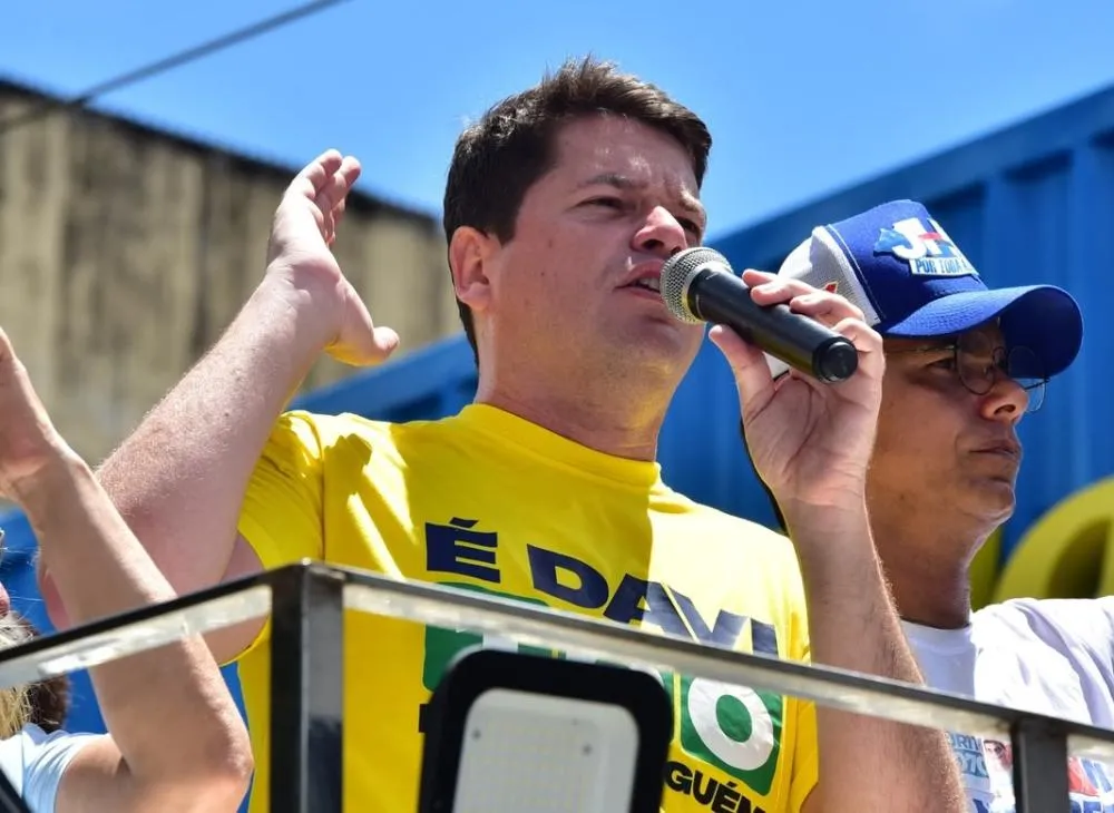 Davi aponta Arthur Lira como chefe do “sistema” e diz que não será comprado