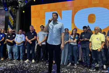 Davi Davino Filho lança pré-candidatura e mira renovação política