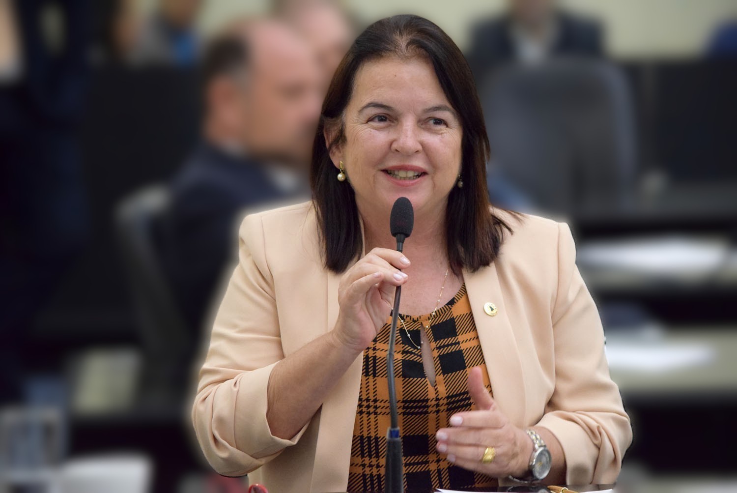 Fátima Canuto aparece como favorita na corrida pela reeleição