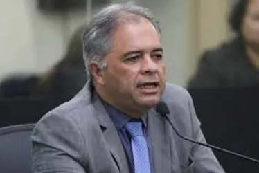 Deputados começam a votar reajuste do servidor de Alagoas nesta terça