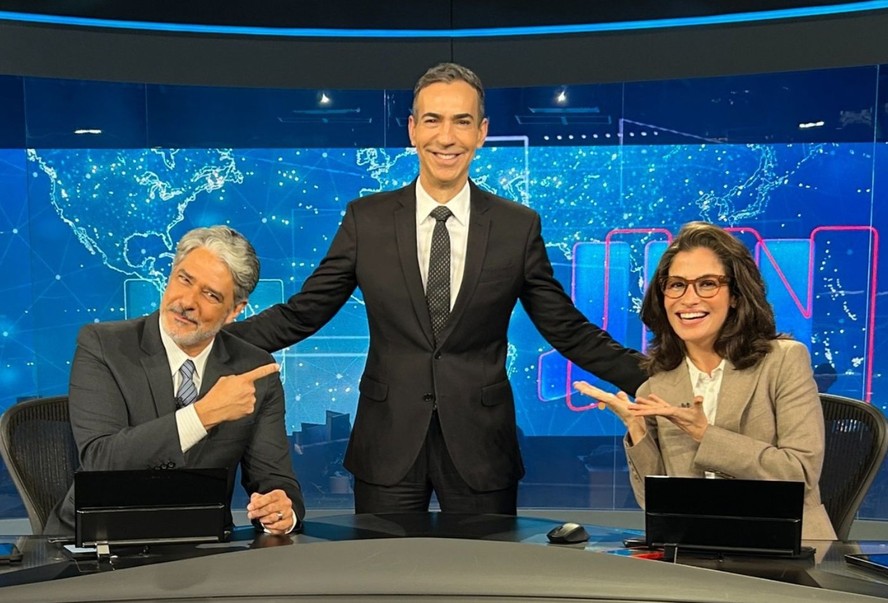 William Bonner se despede do Jornal Nacional com seu último 'boa noite'