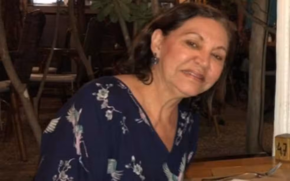 Mulher de 72 anos morre após cair de escada de avião em Congonhas SP