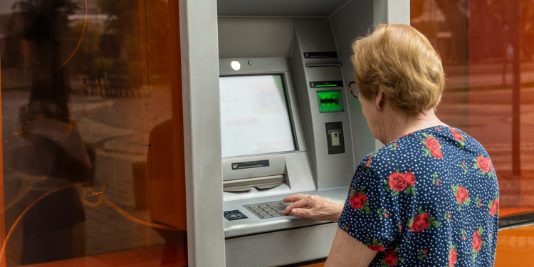 Cooperativas lideram em número de agências em três estados