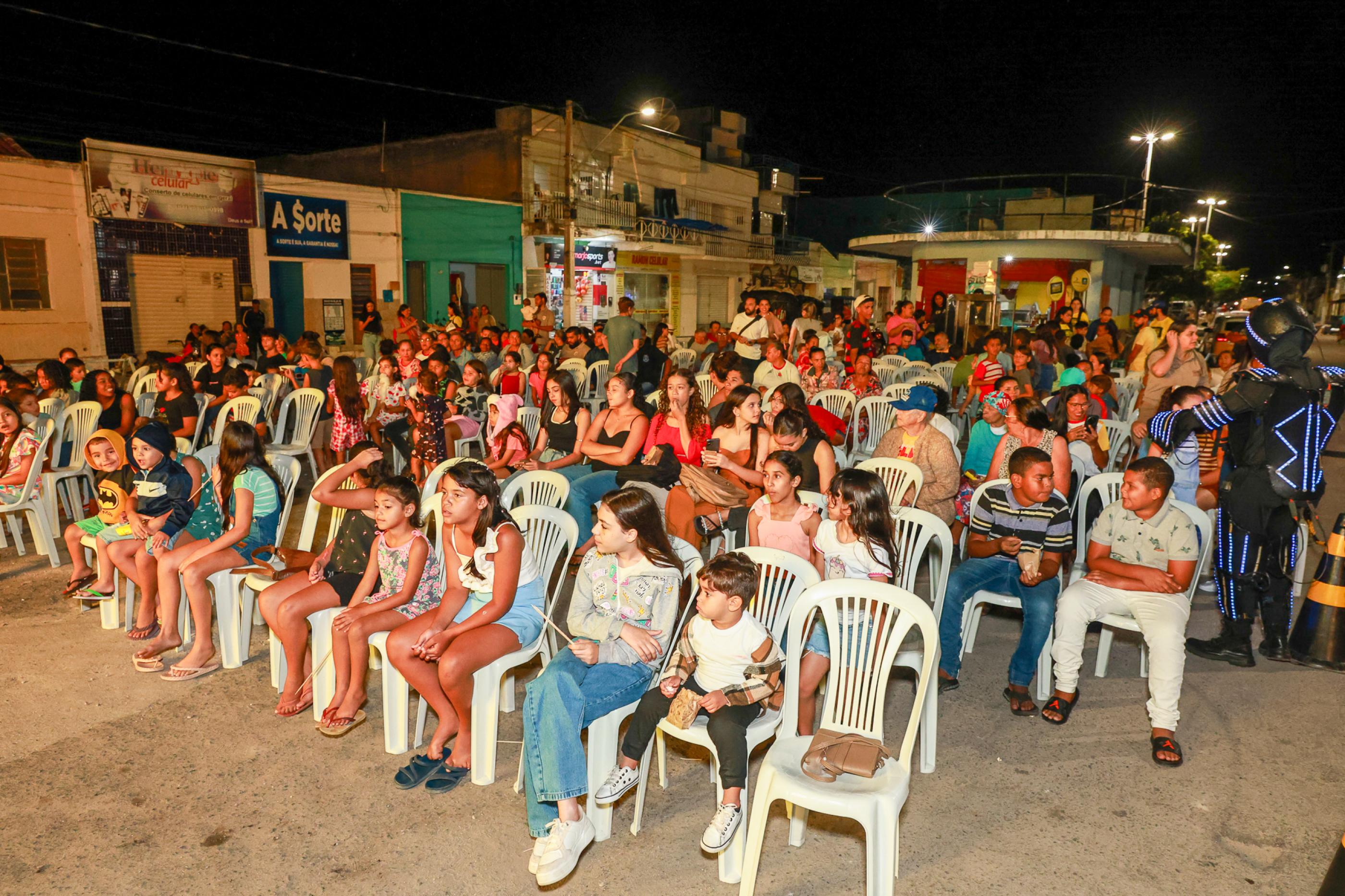 Cine Detran leva educação para o trânsito a cidades sertanejas sem cinema