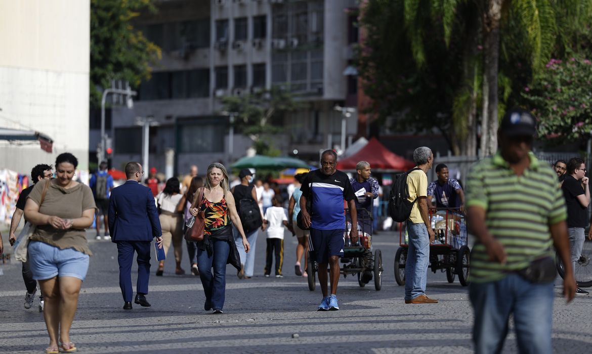 Diferença salarial é menor em entidades sem fins lucrativos