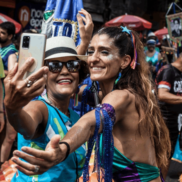 Carnaval: veja como proteger o celular nos últimos dias de folia