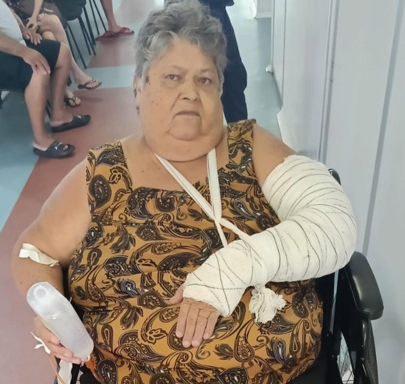 Mulher que caiu em buraco de obra da Braskem, em Maceió, segue internada e aguarda cirurgia