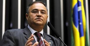 JC deixa disputa do Senado para preservar Davi: “não vou pagar o preço da vaidade”