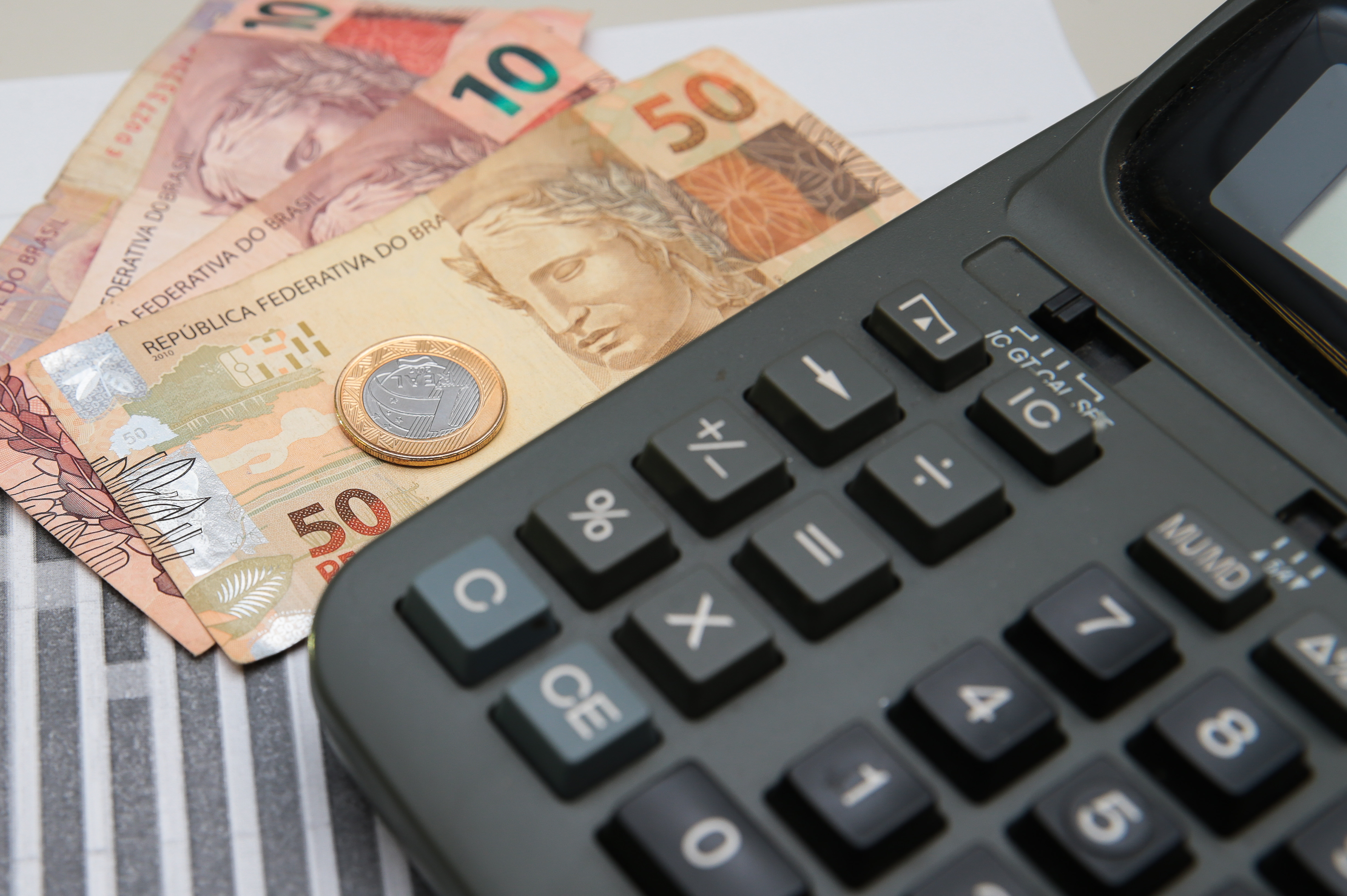 Boletim Focus: mercado reduz expectativa de inflação para 5,16%