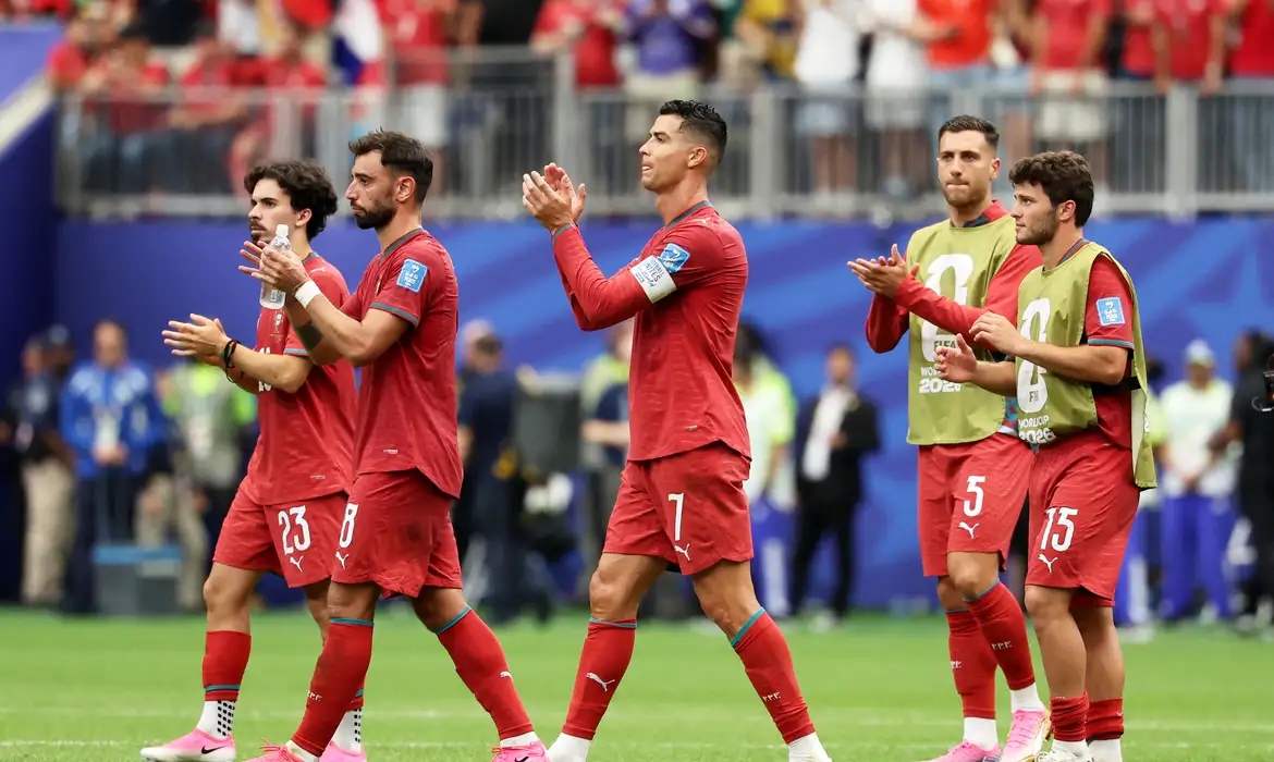 Espanha enfrenta Áustria, Portugal encara Croácia e Suíça duela com Argélia