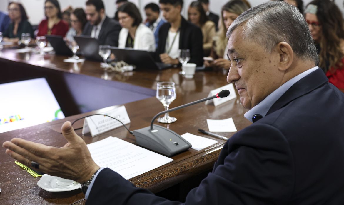 Governo descarta desoneração como compensação para redução de jornada