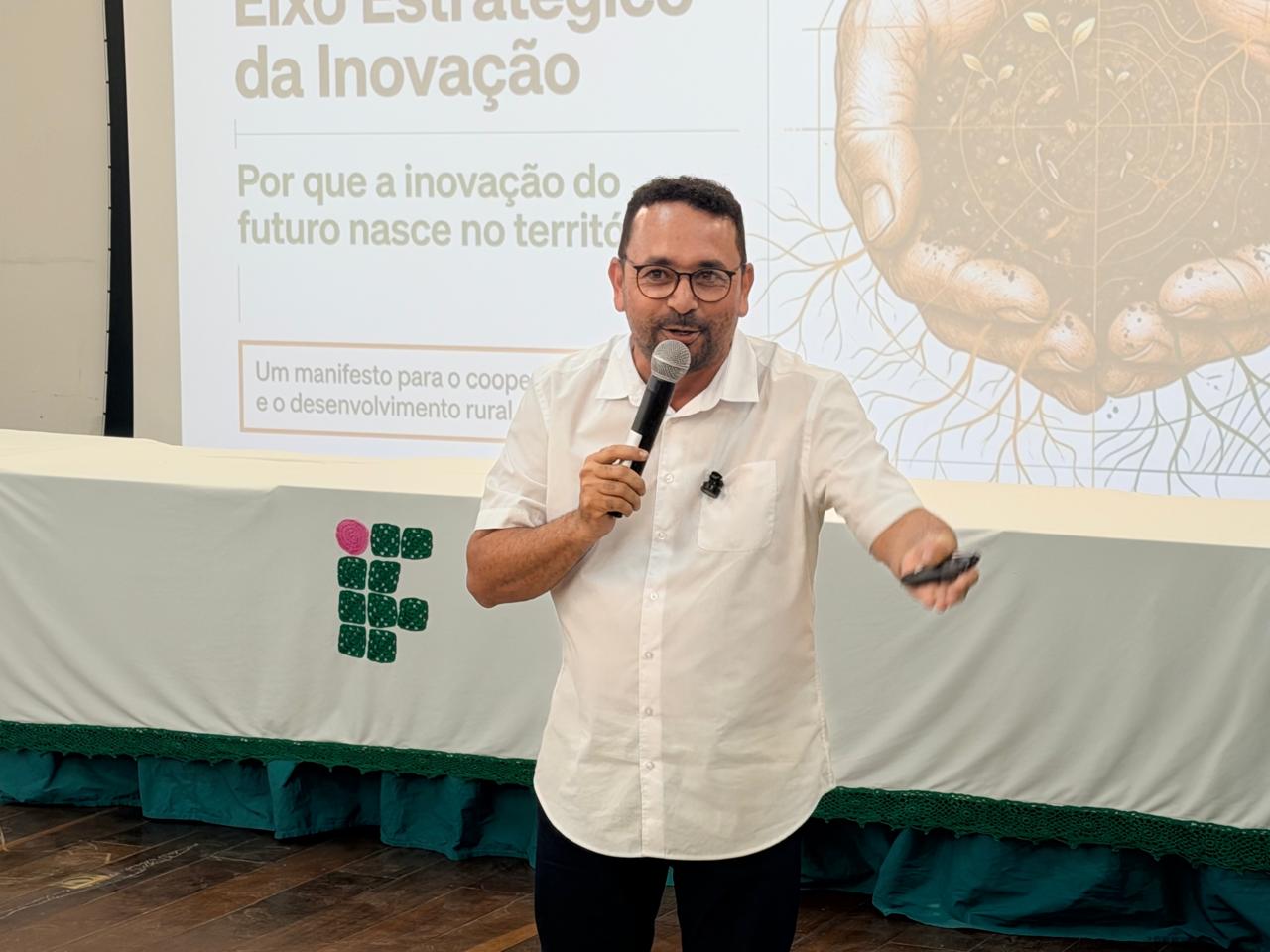 Encontro em Alagoas debate o papel do cooperativismo nas eleições
