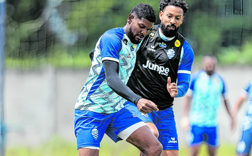 CSA promete quitar salários atrasados antes de duelo em Manaus