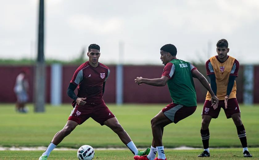 CRB define mudanças na escalação para enfrentar América-MG pela Série B