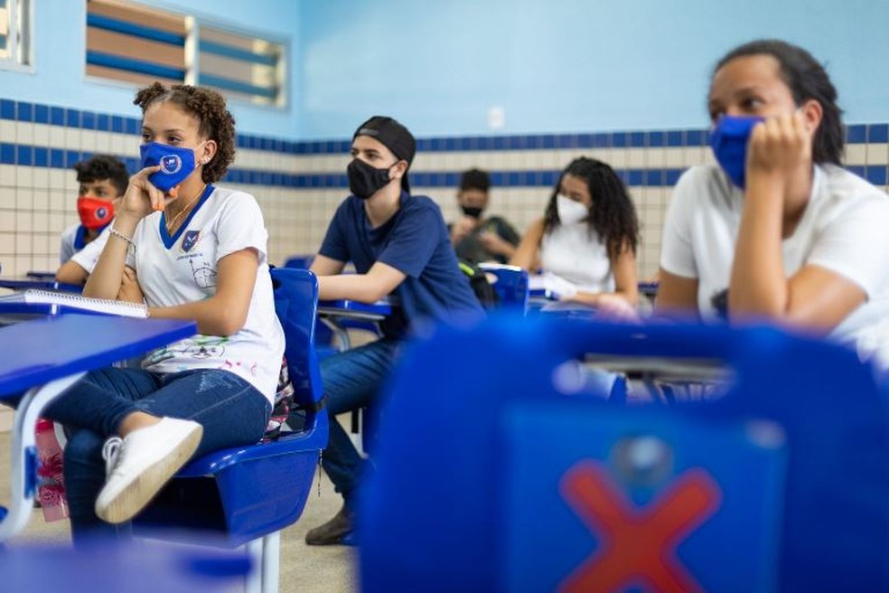 Mais de 170 mil alunos de Alagoas podem perder benefício de R$ 500 se projeto não for aprovado