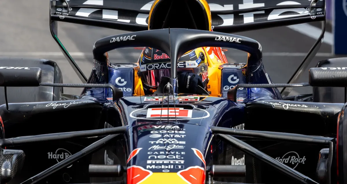 Jolyon Palmer vê Verstappen fora da disputa pelo título da Fórmula 1