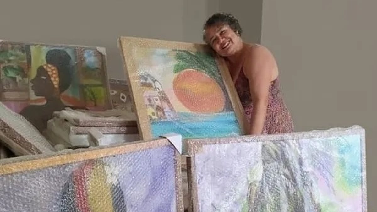 Artista Ana Laurindo apresenta primeira mostra individual em Maceió