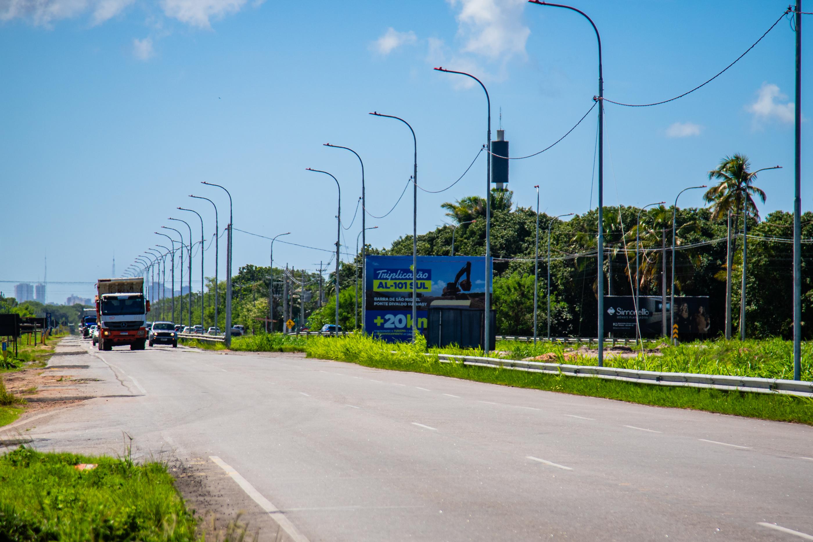 Governo inicia triplicação da rodovia entre Maceió e Barra de São Miguel
