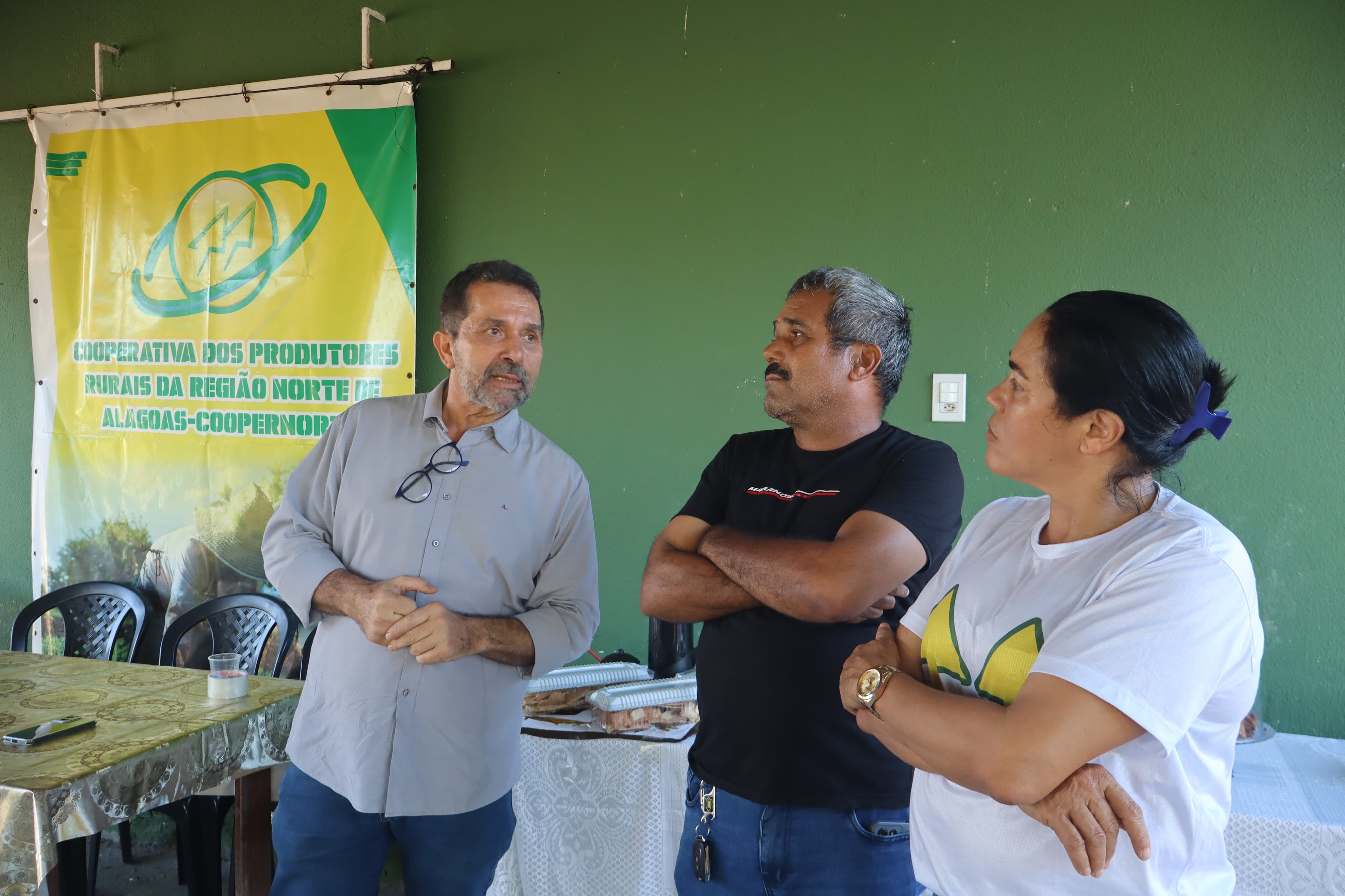 Unicafes-AL apresenta Projeto Safra Constante a agricultores de Porto Calvo