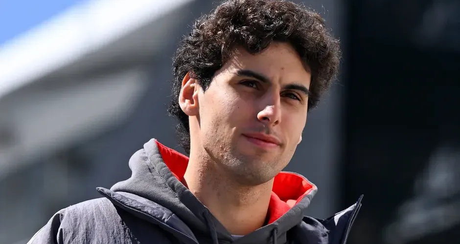 Gabriel Bortoleto alerta para déficit no motor da Audi na temporada 2026