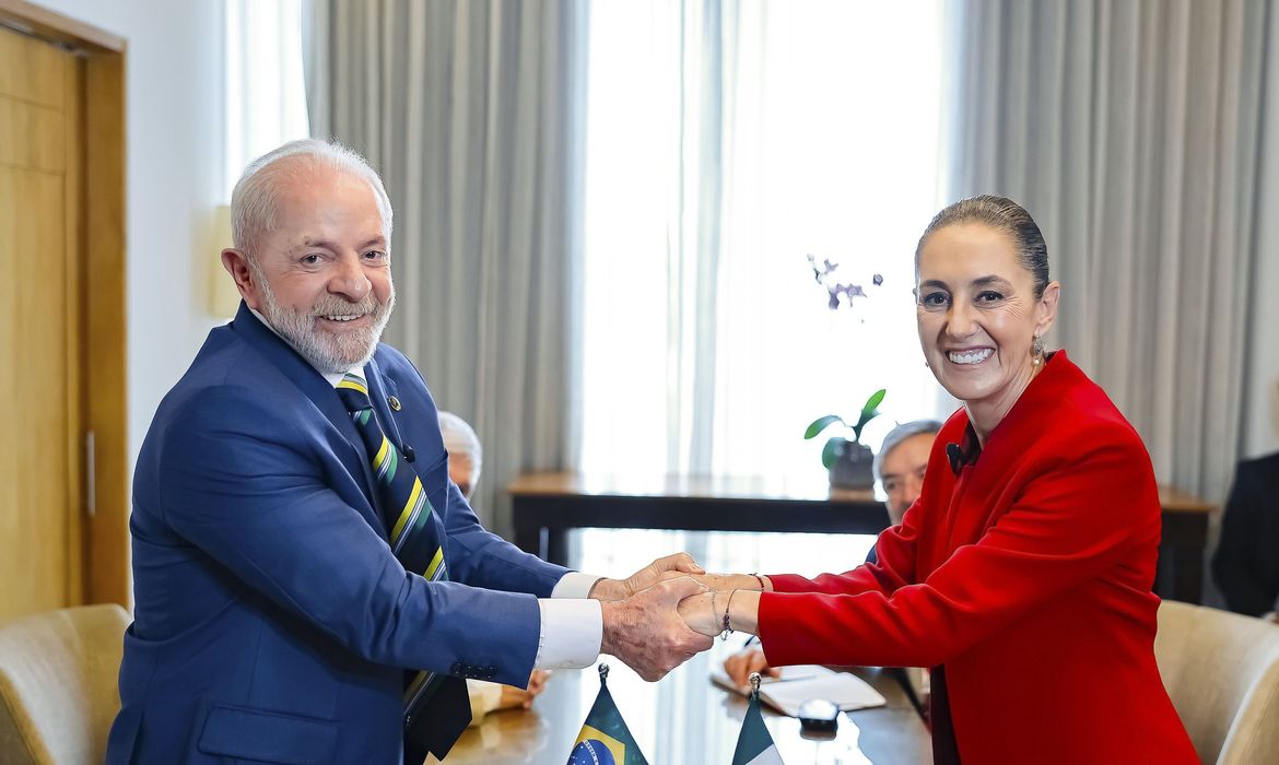 Lula e presidenta do México planejam encontro entre empresários dos dois paises