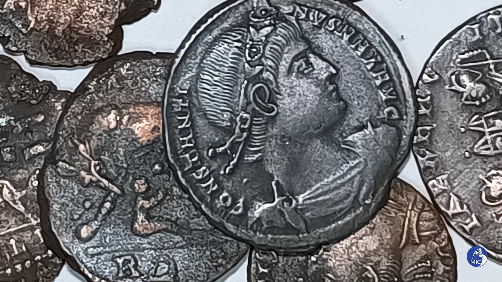 Túmulo antigo com moedas de prata retratando lutadores é descoberto na Turquia