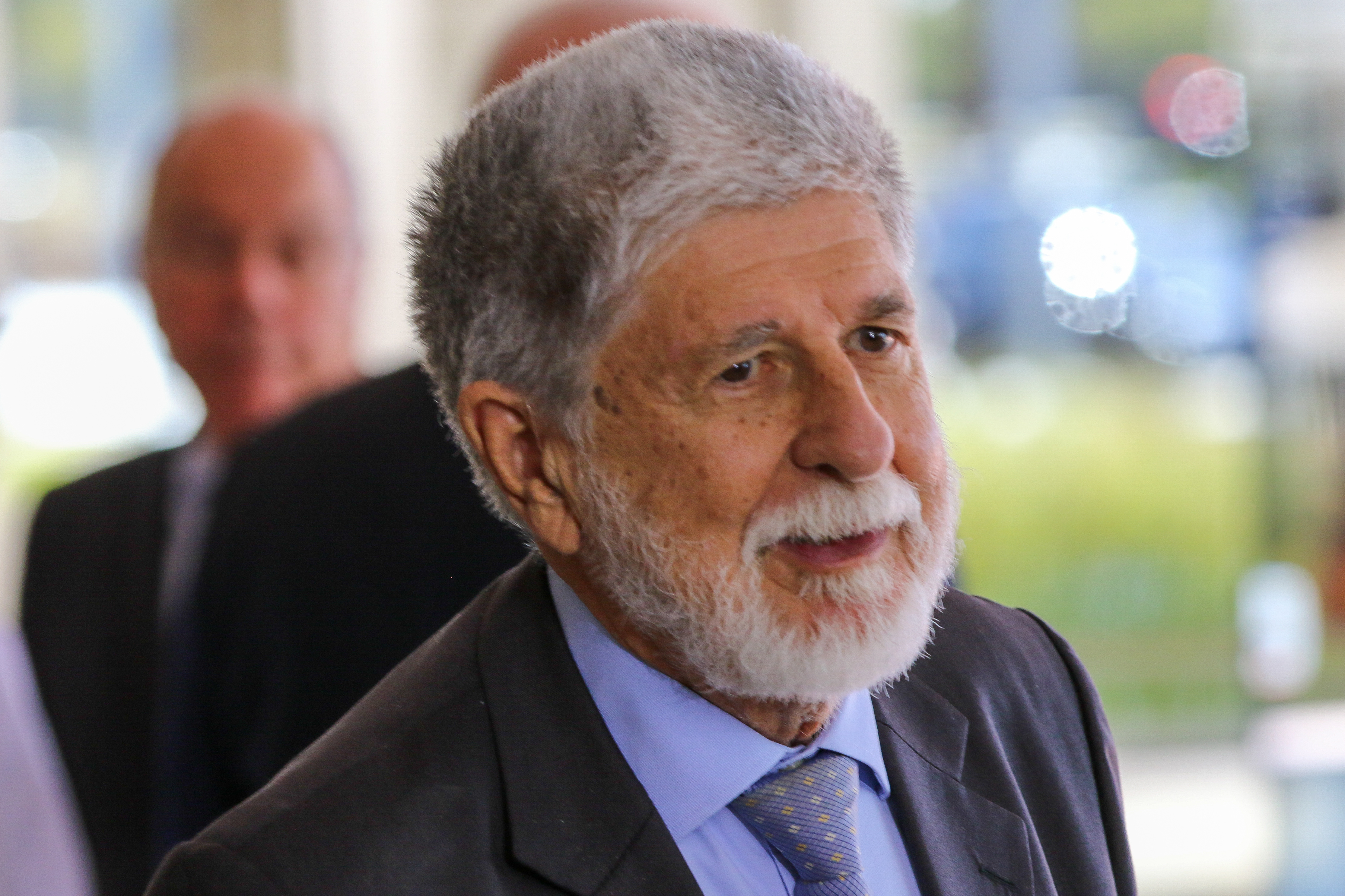 Oposição e Celso Amorim divergem sobre atritos entre Brasil e EUA