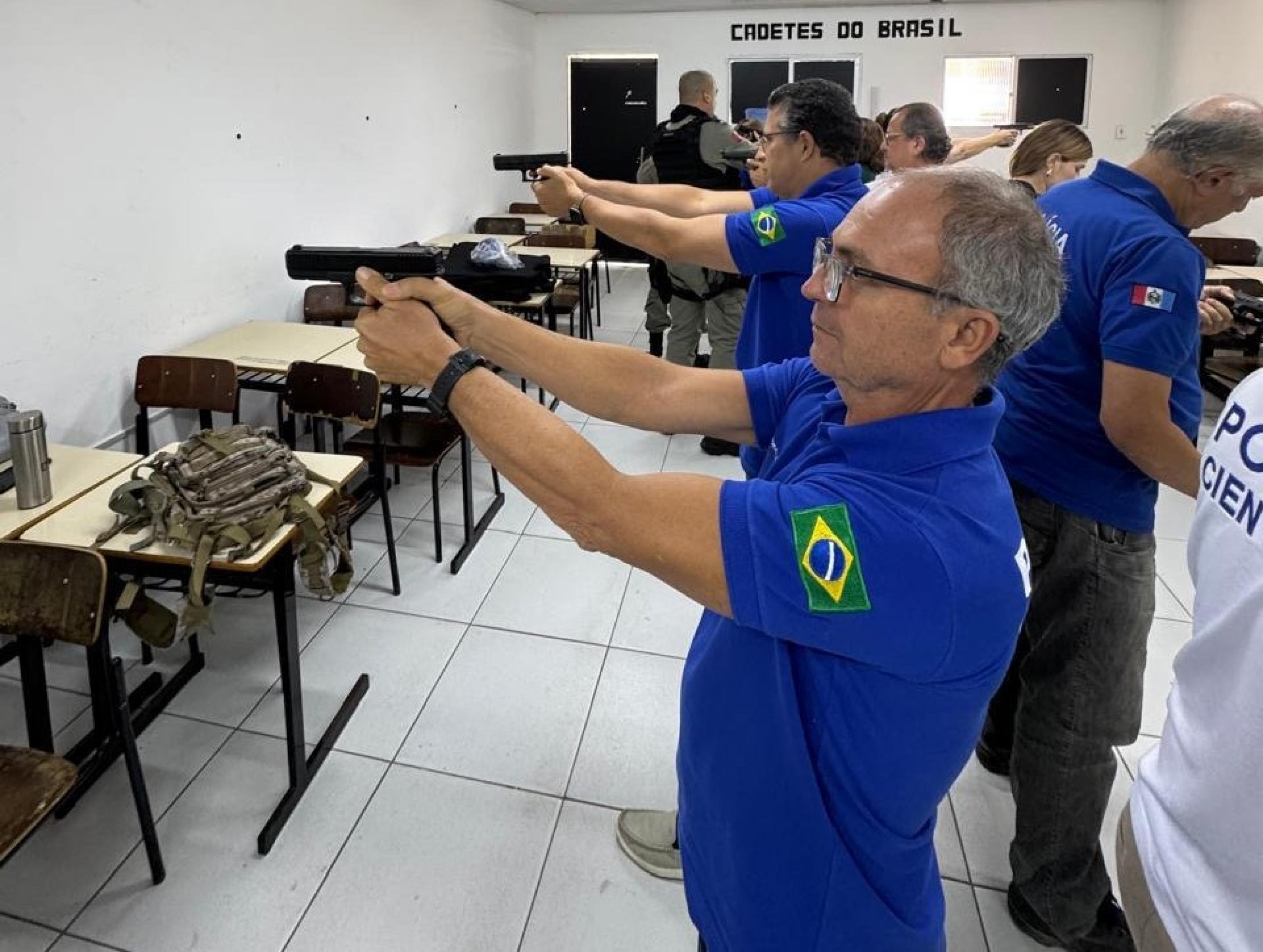Peritos oficiais de Alagoas terão porte de arma institucional após 20 anos de reivindicação
