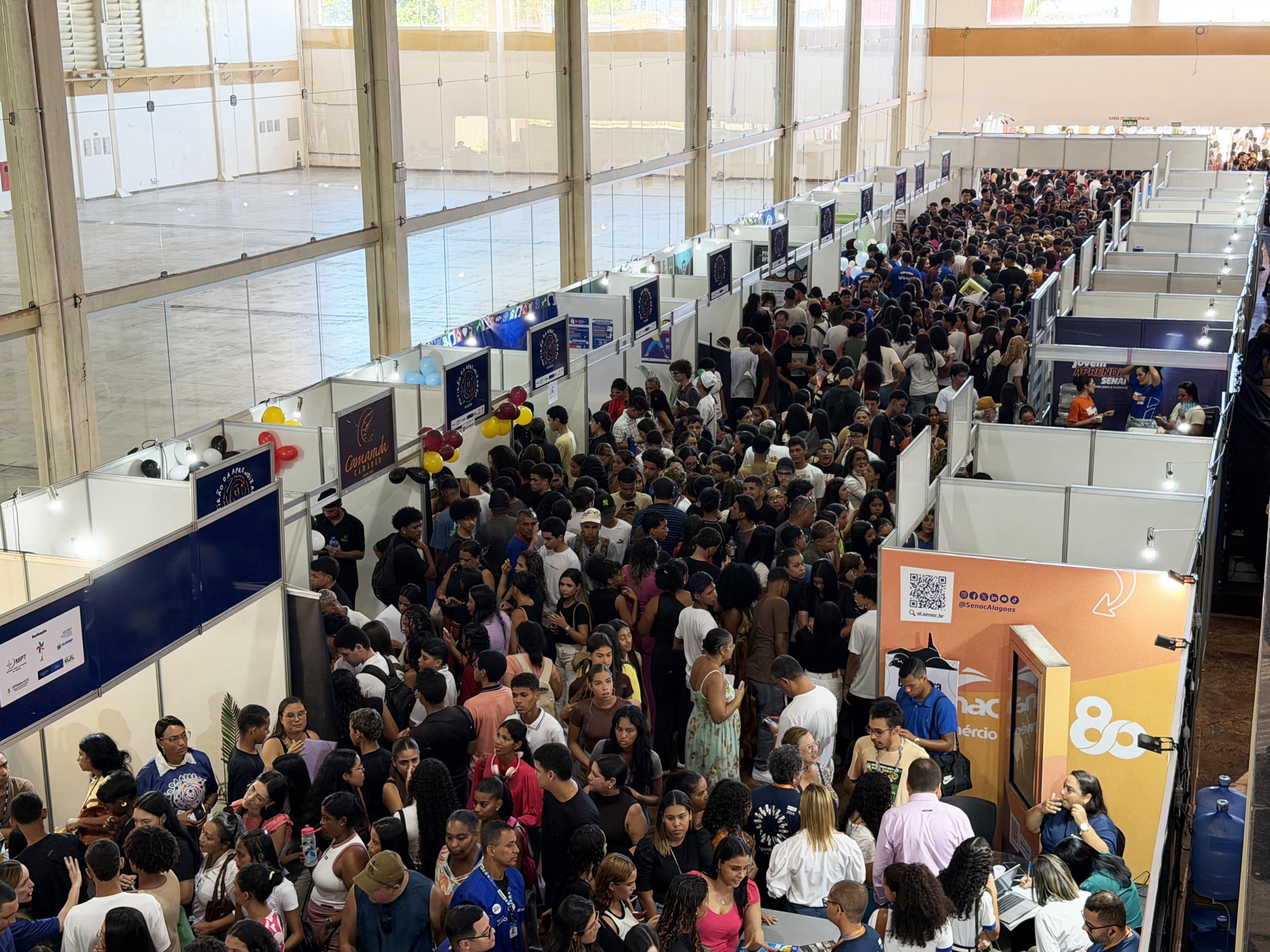 Seprev promove participação de jovens do sistema socioeducativo em mutirão