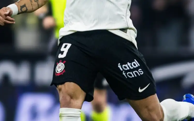 Justiça suspende patrocínio do Corinthians com site de conteúdo adulto